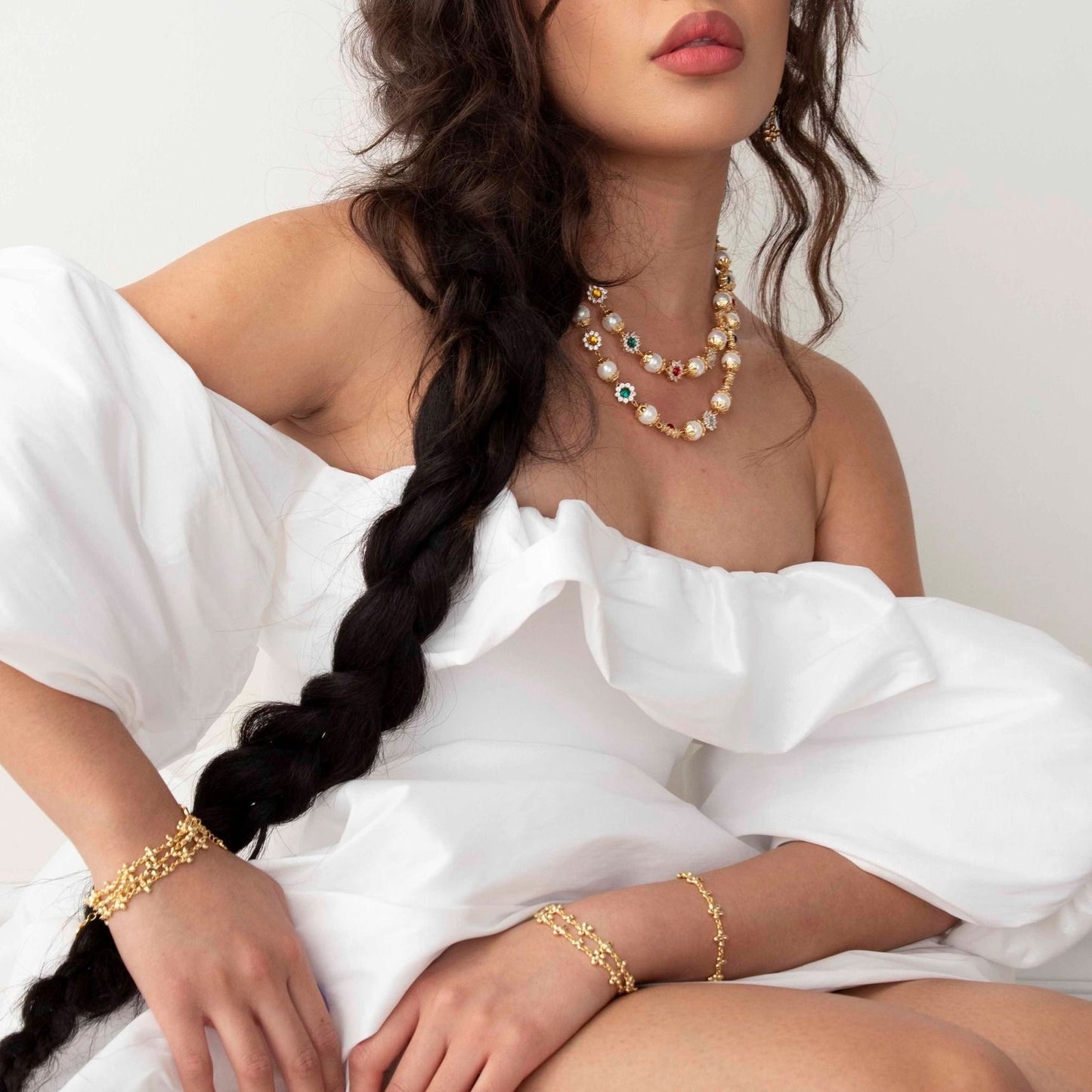 en route jewelry - Daisy Pearl Necklace