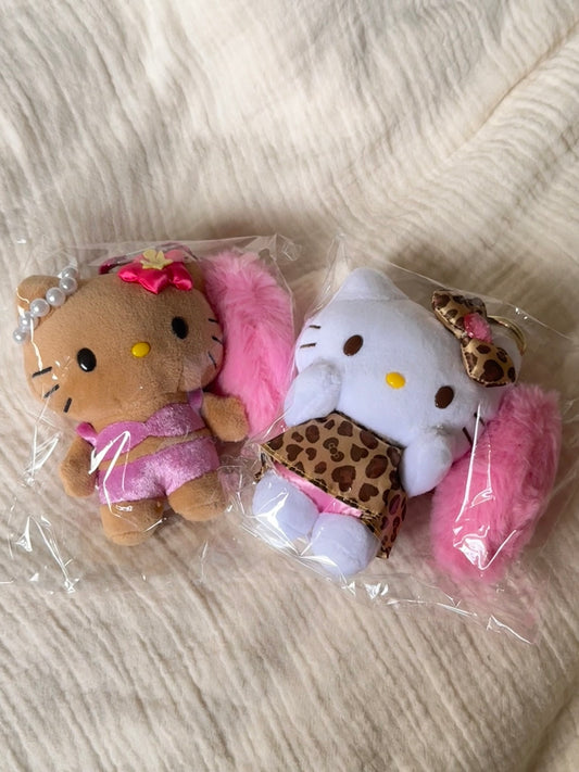 [現貨] 日本限定 🇯🇵 GoGoGal 平成辣妹 Hello Kitty 系列商品- 愛心釦毛毛Kitty